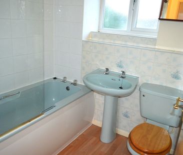 2 Bed Semi-Detached House, Canon Hudson Close, CV3 - Photo 4