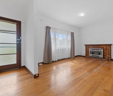 Comfortable Two-Bedroom Unit in Convenient Boronia Location - Photo 1