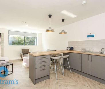 Professional Ensuite Rooms Inc Bills, Beeston, NG9 - Photo 3
