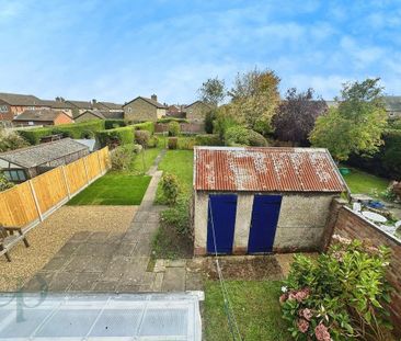 3 bedroom semi-detached house to rent - Photo 3