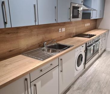 5 bedroom flat share to rent - Photo 5