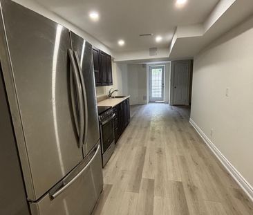 For Lease - 5898 Mersey Street, Mississauga, Ontario - Photo 5