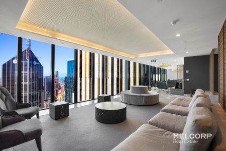 CITY CENTRAL TWO BEDROOMS - FURNISHED - Photo 4