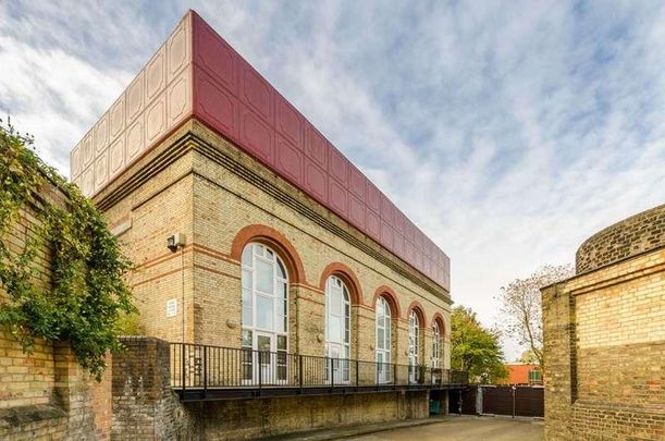 Pump House Close, Rotherhithe, SE16 - Photo 1