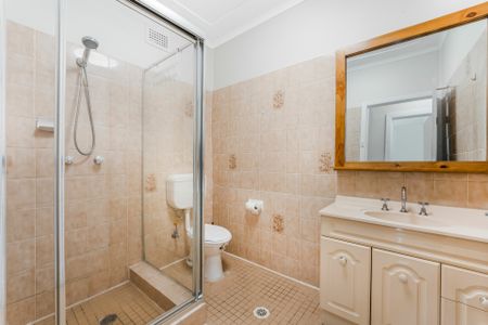 Neat & Tidy 2 Bedroom Home - Photo 5