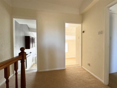 3 bedroom terraced house to rent - Photo 5