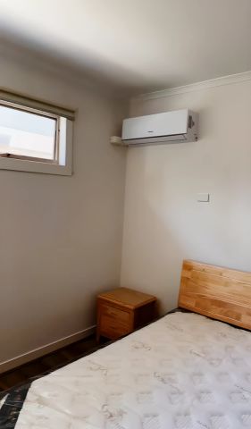 Building 2(Room 3) - Photo 2