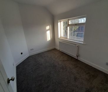 3 Bed Semi-Detached House, Chilton Road, BS4 - Photo 2