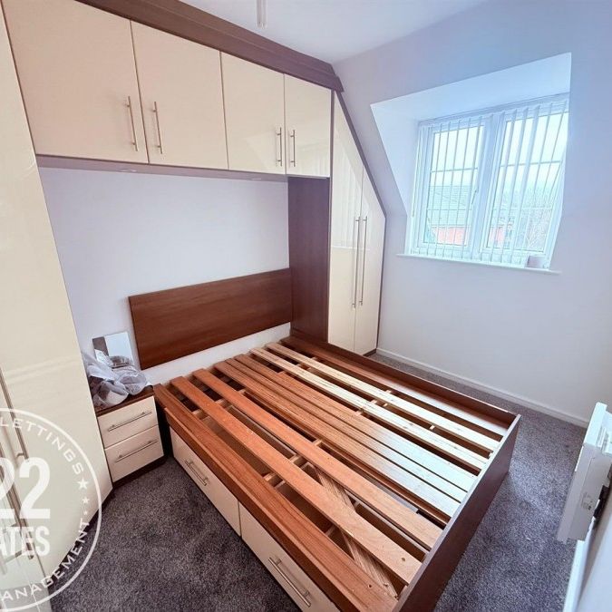 Greenings Court - Warrington - WA2 - Photo 1