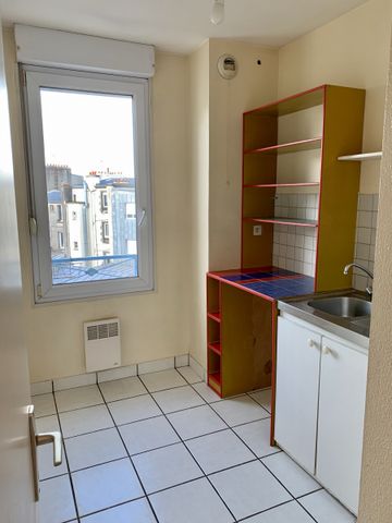 A louer appartement Brest Jaurès T1 Bis dernier étage 34 M2 - Photo 5