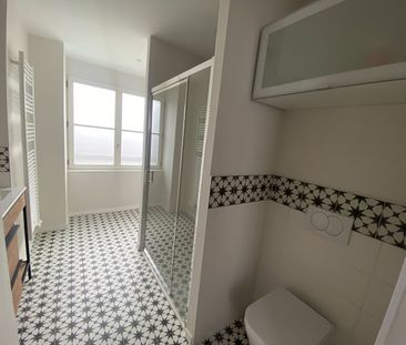 A LOUER - Type 1 bis RECENT ET DE STANDING de 35.2 m² - Photo 5