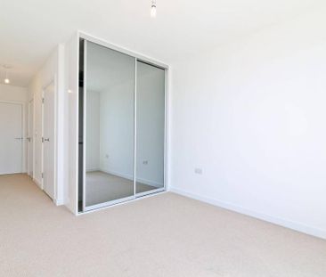 2 bedroom flat to rent - Photo 6