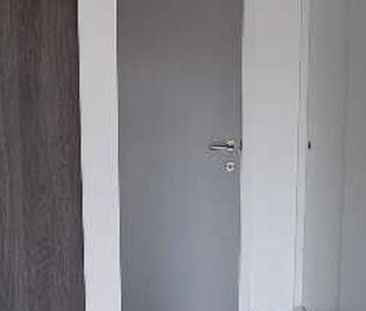 Appartement te huur in Roeselare voor € 750 met 1 slaapkamer - Photo 4