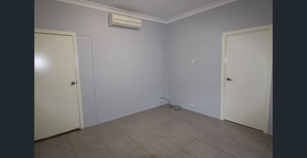 Delightful Dempsey Street Ready to rent! - Photo 1