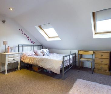 4 bedroom terraced house to rent - Photo 5