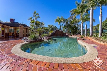 $650 per week - Photo 5