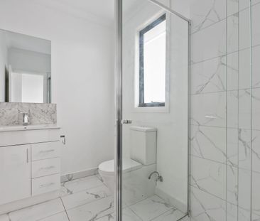 A great layout for everyday living - Photo 4