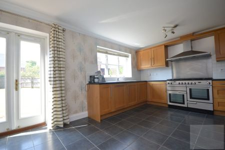 Sowdlefield, Mulbarton, Norfolk - Photo 3