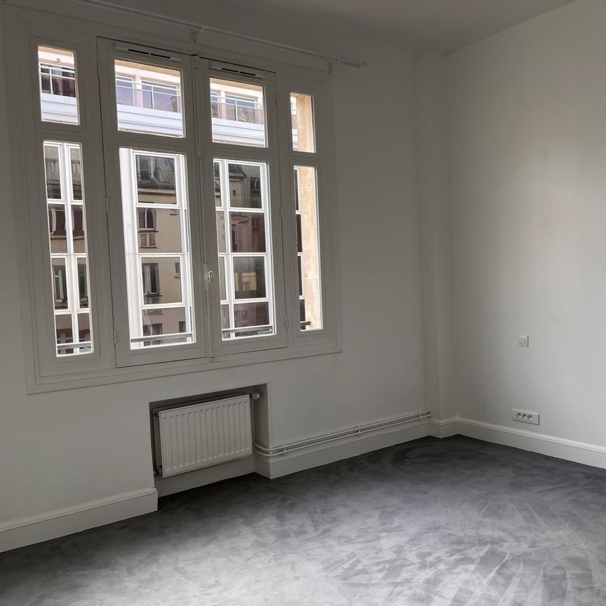 75008 Paris Europe - Photo 1