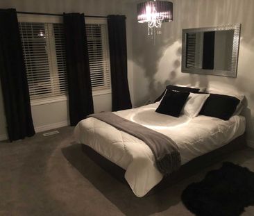 For Lease - 98 Shoreview Place Unit# 7, Hamilton, Ontario - Photo 2