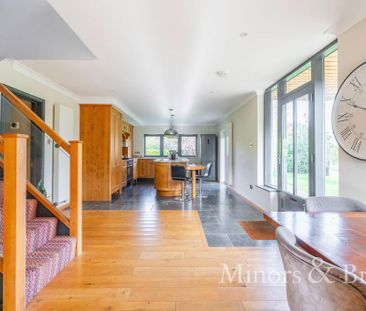 3 bedroom detached house to rent - Photo 3