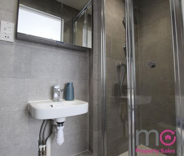 1 bedroom in a house share to rent - Photo 6