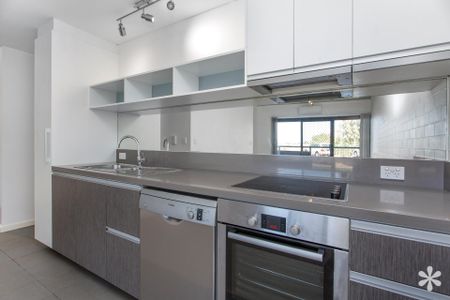 58/59 Breaksea Drive - Photo 5