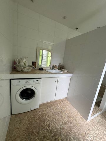 Location Appartement 2 pièces 85m² - Photo 4