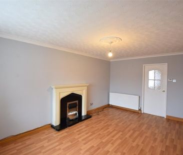 2 bedroom terraced house to rent - Photo 2