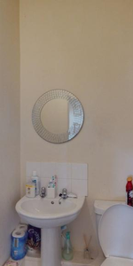 2 bedroom ground floor flat to rent - Photo 4