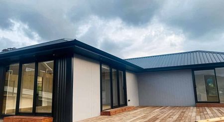 Modern three bedroom home - Coromandel - Photo 3