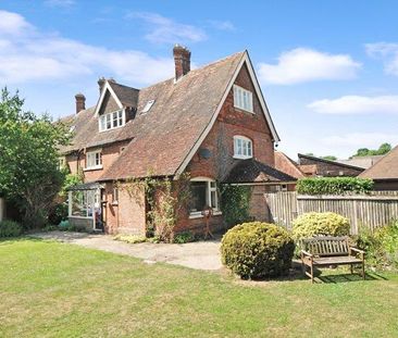 3 bedroom semi-detached house to rent - Photo 6