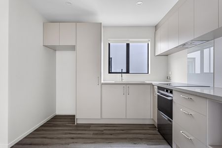 Well positioned 2 bedroom in Merivale - Photo 5