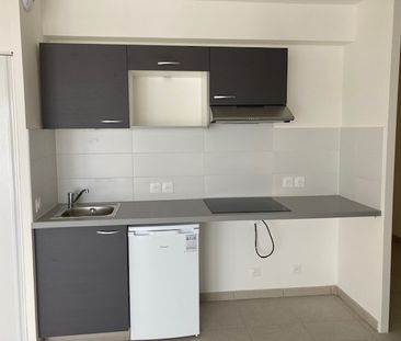 Location Appartement 2 pièces 48m² - Photo 4