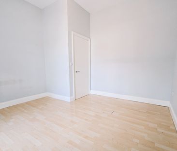 2 Bed Flat, Croydon Road, SE20 - Photo 3