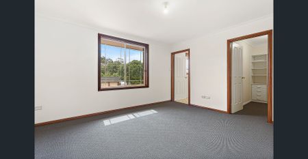 Freshly Updated Townhouse in a Highly Sought-After Figtree Location - Photo 5