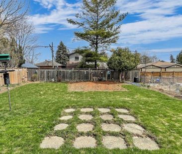 For Lease - 5 Mid Pines Road, Toronto, Ontario - Photo 4