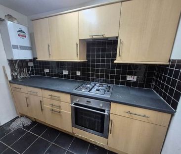 2 Bed Detached House, Willett Road, CR7 - Photo 4