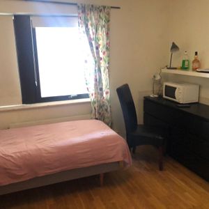 Skogsvägen, Sollentuna - Foto 2