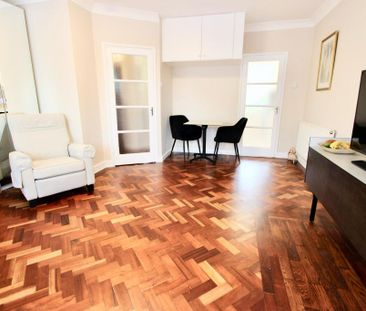 Studio to rent - Photo 6