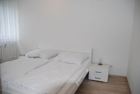 Zuhause auf Zeit – Möblierte 4-Zimmer-Wohnung in ruhiger Lage - Photo 4