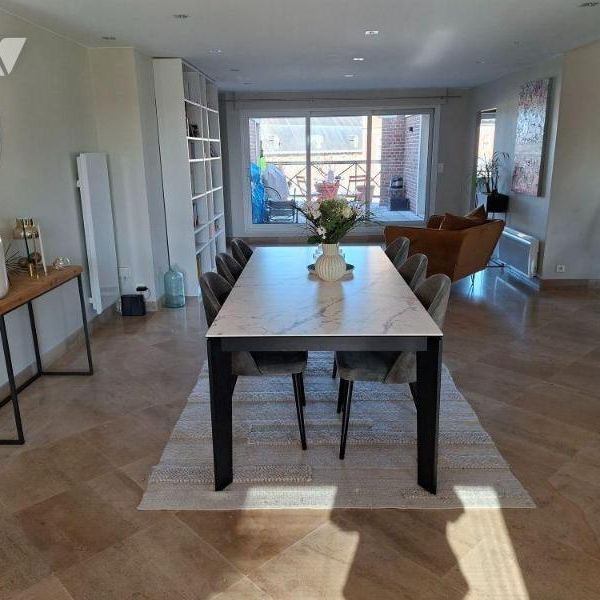 HAZEBROUCK, plein centre ville , dans résidence de standing avec ascenseur, bel appartement en ... - Photo 1