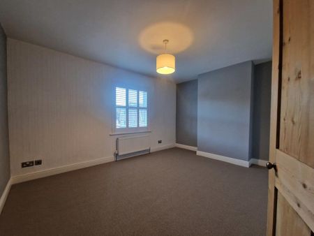 2 bedroom terraced house to rent - Photo 5