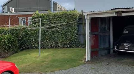 Downstairs Apartment - Photo 2