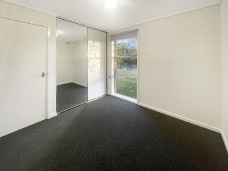 102 Marigold Street, Wendouree - Photo 2