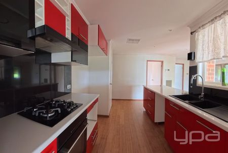 A Place to Call Home – Comfort, Space & Style! - Photo 3