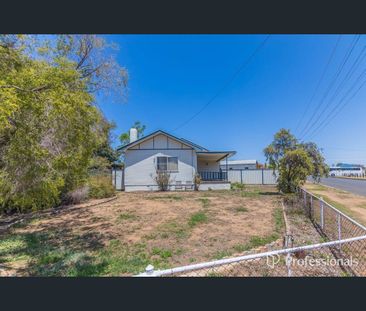 2 Melrose Street, South Tamworth, NSW 2340 - Photo 6