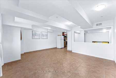 For Lease - 118 Catalpa Crescent Unit# bsmnt, Vaughan, Ontario - Photo 4