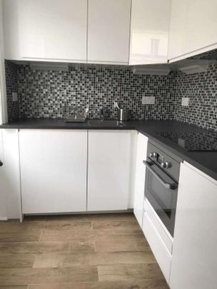 Gloucester Terrace, Lancaster Gate, W2 - Photo 1