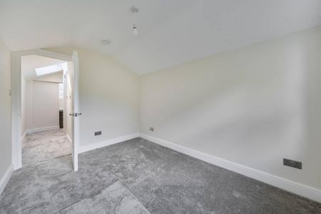 3 bedroom house to rent - Photo 3